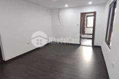 Chính chủ bán tập thể bách khoa, lô góc, 3 mặt thoáng, dt 130m, 3 ngủ, tầng 56, ô tô đỗ cầu thang