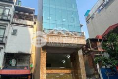 Cần cho thuê gấp tòa nhà văn phòng 9 tầng xây mơi mặt phố vong. vị trí đắc địa.lô goc 1 măt tiê