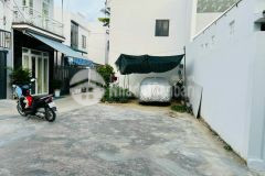 Bán lô góc phường ngọc hiệp cách đường chính 1 căn nhà. giá 2 tỷ 150