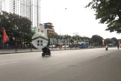 Bán tòa nhà 8 tầng giải phóng, thang máy mt 9m giá 33 tỷ