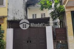 Bán đất lạc long quân 95m2 x có nhà c4 mt 5m lô góc ngõ thông ô tô tránh vỉa hè rộng