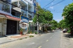 Bán đất 496 dương quảng hàm, p.6, gò vấp 9,2 x 50, giá 38 tỷ.