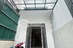 Bán nhà thạch bàn, long biên, ngõ to, có sân trước nhà, 45m2,4 tỷ