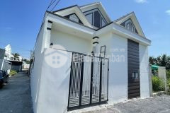 Bán nhà diên sơn mới xây sát bên trục đường cây vông đường 4m thông