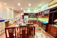 Biệt thự sân vườn ngõ 118 nguyễn khánh toàn, gara oto, 121m2 giá 29,5 tỷ