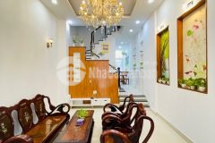 Quang trung, hxh, 65m2, 3 tầng, hoàn công đủ, cho thuê 15 triệuth, nhỉnh 6 tỷ