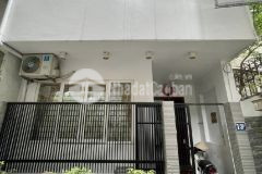 Nhà đẹp trần khát chân hbt ở ngay tặng full nội thất ba gác đỗ cửa 37m2 giá 5.1 tỷ