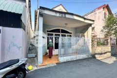 Nhà mặt tiền đường 275 hiệp phú dt 76m gân chợ