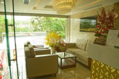 Chính chủ gửi bán khách sạn mt đường hồ nghinh sơn trà đà nẵng. dt105m2. giá 25 tỷ.