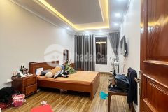 Bán nhà lô góc thoáng sáng 35m2 x 5 tầng ngô thì nhậm nguyễn viết xuân ô tô cách 15m.