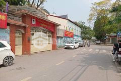 Nhà 80m2, gần hồ linh đàm vài bước chân. 4 ngủ, xe tải vào nhà. về ở luôn. giá 9.399 tỷ