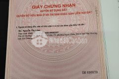 Gia đình cần bán gấp mảnh đất 45m2 x 4m mt, mặt phố phường việt hưng, vỉa hè, kd.