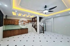 Ối rẻ quá phố tân ấp,dt 41mx5 tầng, cách ô tô 5m,giá 3.8 tỷ.