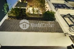 Bán nhà võng thị, tây hồ 35m2, 6 tầng, 6 tỷ hơn. gần hồ tây, ngõ rộng thoáng.