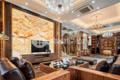 Cực hiếm mặt phố bồ đề view hồ bồ đề, mt rộng 138m2 chỉ 25.68 tỷ. lh 0989.62.6116