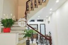 Bán nhà mỹ đình1 34m2 2 mặt thoáng 5 tầng chỉ hơn 5 tỷ