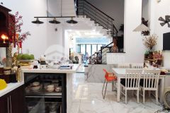 Bán nhà gần phan xích long phú nhuận hxh 4 tầng 82m2 ởvpcty 14.x tỷ