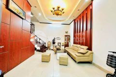 Bán nhà riêng dịch vọng quận cầu giấy ô tô, kinh doanh, cho thuê 24trtháng giá 14.5 tỷ