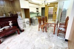 Chính chủ bán chung cư vị trí trung tâm xách vali vào ở ngay