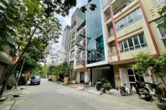 Vỉa hè ô tô tránh kd 8 tầng thang máy thiết kế hiện đại, sa hoa lộng lẫy