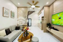 Bán nhà cổ nhuế, 5 tầng, 3 ngủ, ngõ nông, ở luôn.