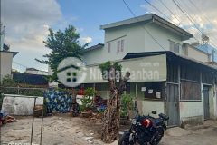 Nhà 1 trệt 1 lầu mới đẹp hẻm xe hơi, lã xuân oai, trường thạnh, 80m², 4.9 tỷ.