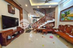 Rẻ thối, phố tứ liên,dt 50mx6 tầng, lô góc, ô tô cách 30m. chỉ có 6.9 tỷ.