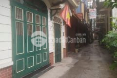 Bán nhà trần hữu tước 45m2, mặt tiền 5m. ngõ thông. gần oto 5.25 tỷ