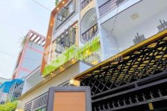 Nhà mới 5 tầng, 8 phòng chdv, thu nhập 400 triệu 1 năm,nhỉnh 8tỷ, đường âu cơ