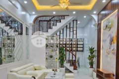 Bán nhanh nhà đẹp 4 tầng tôn đức thắng, 4 ngủ, nội thất xịn. ở ngay. giá 6.99 tỷ có tl.