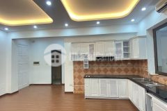 Ban căn hô chung cư ngo 67 phung khoang, nam tư liêm, 95m2, 3 ngu đep, lô goc, ô tô