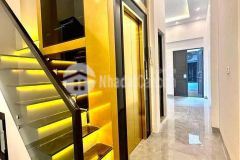 Cần bán nhanh, phố tứ liên, dt 45mx6 tầng, kinh doanh tốt, thang máy, giá 8.2 tỷ