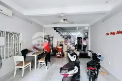 Ban nha hxh huynh văn banh, p13, phu nhuân, 54m2, 3 tâng, gia re.