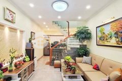 Bán nhà cầu giấy phố hoa bằng 48m x 4t, nhà đẹp ở ngay, 2 thoáng, kd 9.9 tỷ