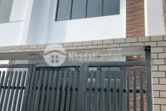 Nhà sổ riêng thổ cư mới xây 2.1 tỷ71 m2