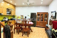 Chính chủ cần bán nhà văn la hà đông60m2x4t, mặt tiền5.5m, giá chào 6.6 tỷ.lh0963452836