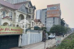 Cần bán rất gấp, phố âu cơ,dt44mx4 tầng, lô góc, 2 mặt tiền, chỉ có 13,2 tỷ.