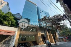 Bán tòa văn phòng vip mặt phố hoàng ngân, vị trí đắc địa. dt 222m2. giá 130 tỷ