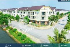 Nhà view sông sạch, trong, thơm ngát hương sen