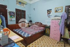 Nhà trường chinh dt98m, 3 t, mt5,4m, 18 tỷ.