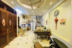 Bán nhà riêng phố tây sơn 6 tầng 32m2 full đồ giá 7,1 tỷ. lh 0869381258