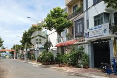 Cần cho thuê mặt bằng góc 2 mặt tiền đường chính khu khang linh phường 10