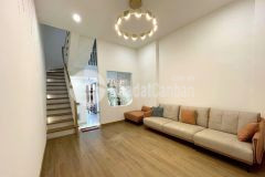 Cần bán ks mặt tiền đường đoàn thị điểm p4