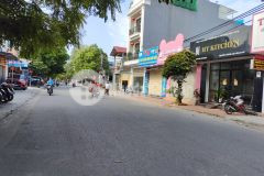 Bán nhà mặt đường trung lực 100m2 ngang rộng 5m không lỗi phong thủy