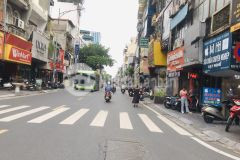 Nhà hiếm mặt phố bạch mai, 65m2 lô góc mt 4.5 vị trí tốt 22 tỷ