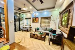 Bán nhà gần mặt phố đông tác đống đa, ngõ thông phương mai, lô góc, nhà đẹp full nội thất.