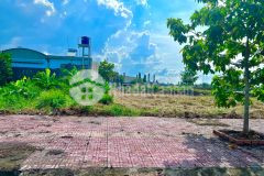 Bán ngay lô đất mặt tiền thị trấn thủ thừa sổ hồng sẵn tay