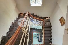 Bán nhà phố trích sài,gara,diện tích 45m2,giá 16 tỷ