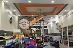 Bán nhà 3 tầng, mặt tiền kinh doanh chợ linh trung, thủ đức, dt 5m x 18m