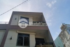 Nhà khiết tâm, hxh, cách ql1a 200m, 3 tầng đẹp dọn vào ở ngay, chủ giảm sâu còn 4 tỷ3